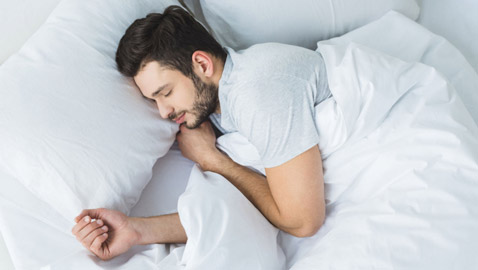 8 عادات خاطئة لا تفعلها قبل النوم