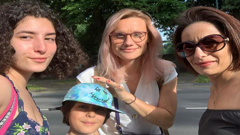 صور لينا أحمد الفيشاوي مع شقيقها تيتوس والزوجة الألمانية الغامضة