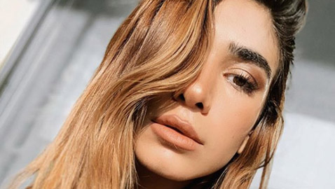 تيا إبنة نوال الزغبي أصبحت الآن شابة جميلة تلفت الأنظار.. كم تشبه والدتها؟!