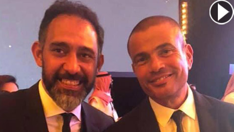 لماذا تراجع عمرو مصطفى عن تهنئة عمرو دياب وماذا قصد بحديثه عن النفاق؟