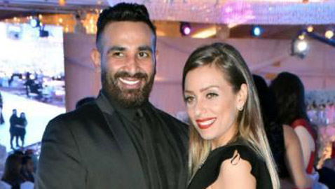ريم البارودي تسخر من طليقها أحمد سعد وعملية التجميل التي أجراها بعد خطوبته