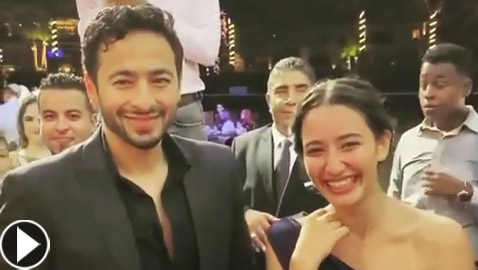 فيديو طريف: كيف رد حمادة هلال على فتاة أحرجته (غنّى في زفاف والدتي)!