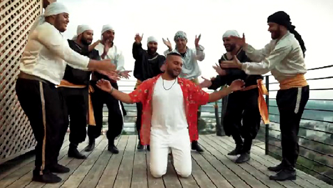 بالفيديو: 