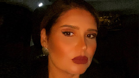 هنا شيحة بملامح وجه مختلفة.. ومتابعون: بكفي تجميل خربتي وجهك!