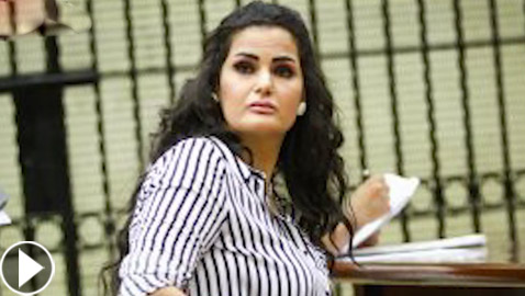 فيديو سما المصري باكية: اقضي عمري كله في السجن عشان ايه؟!