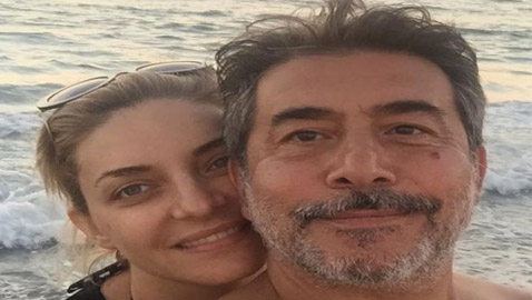 الفنان السوري عابد فهد يحتفل بعيد زواجه من زينة يازجي بصورة رومانسية