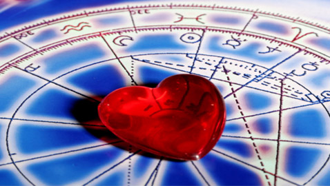 إليكم 4 أبراج ستقع في الحب في العام 2021